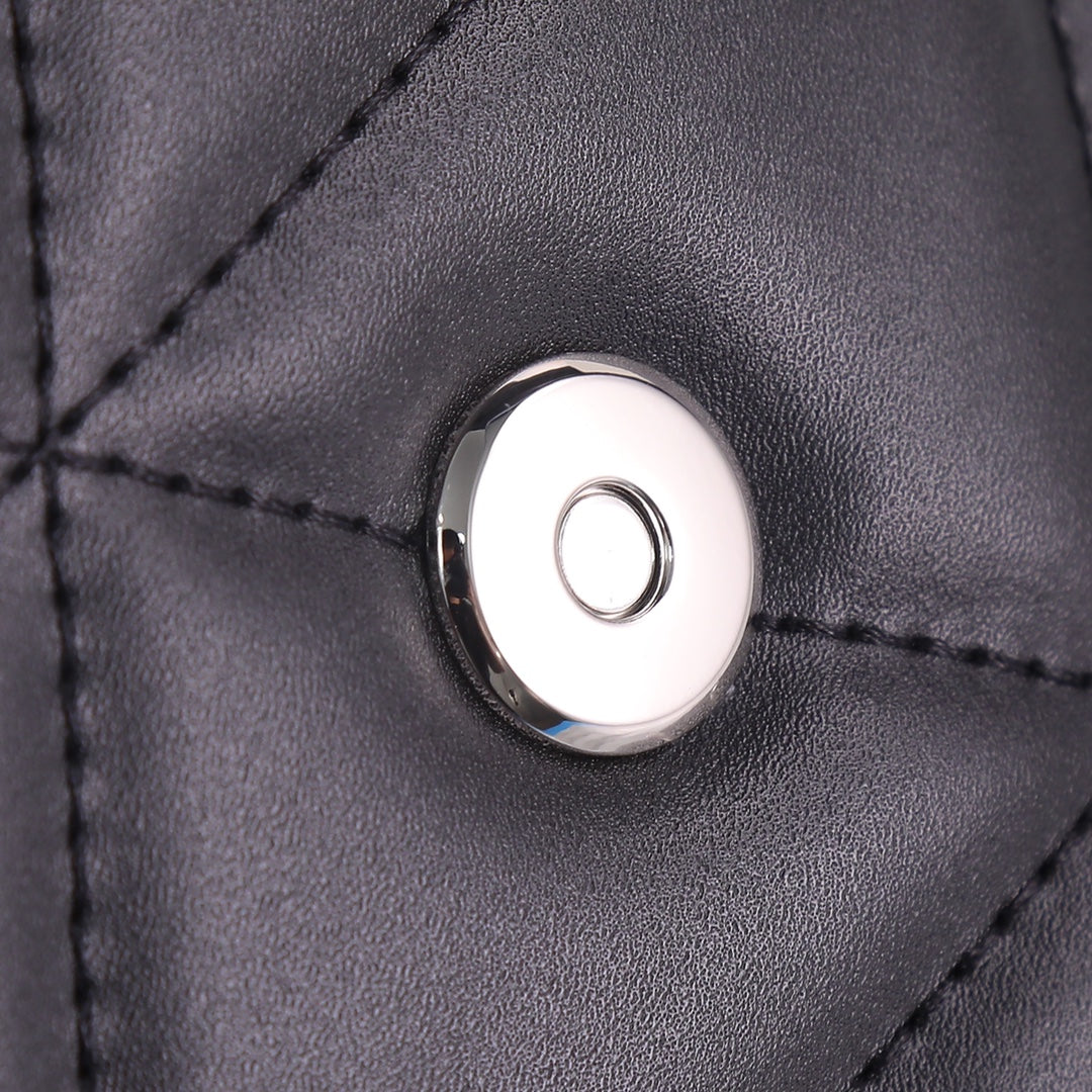 1XSL112BDE Stylish leather bag 