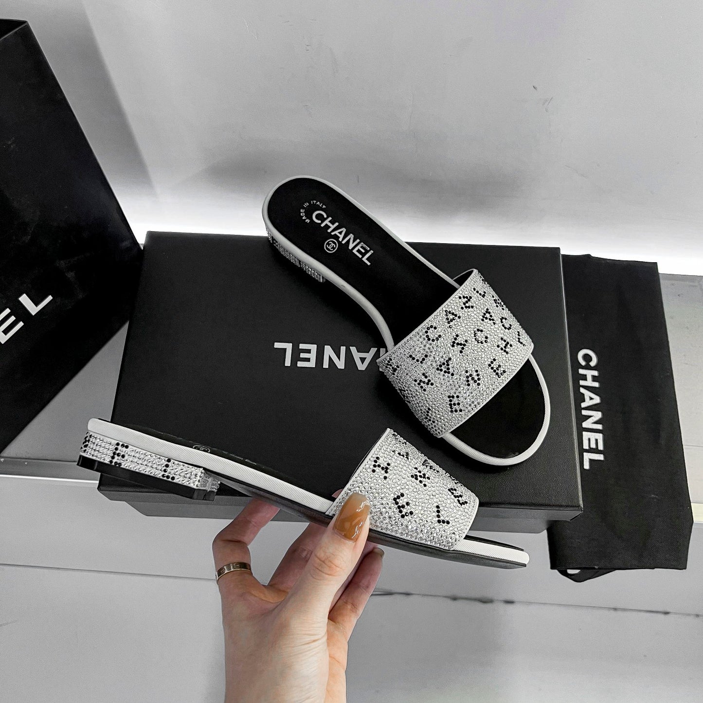 14C57ZDE Stylish sandals