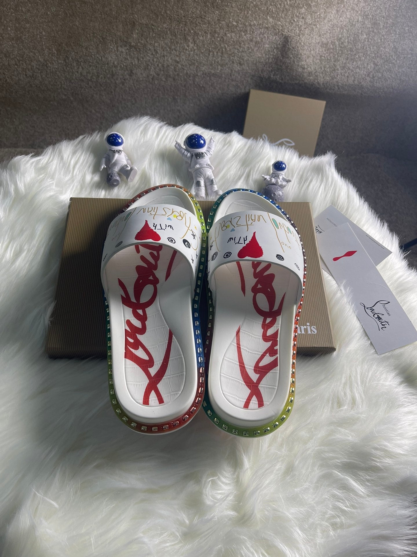 J4A24ZDE Stylish Slippers