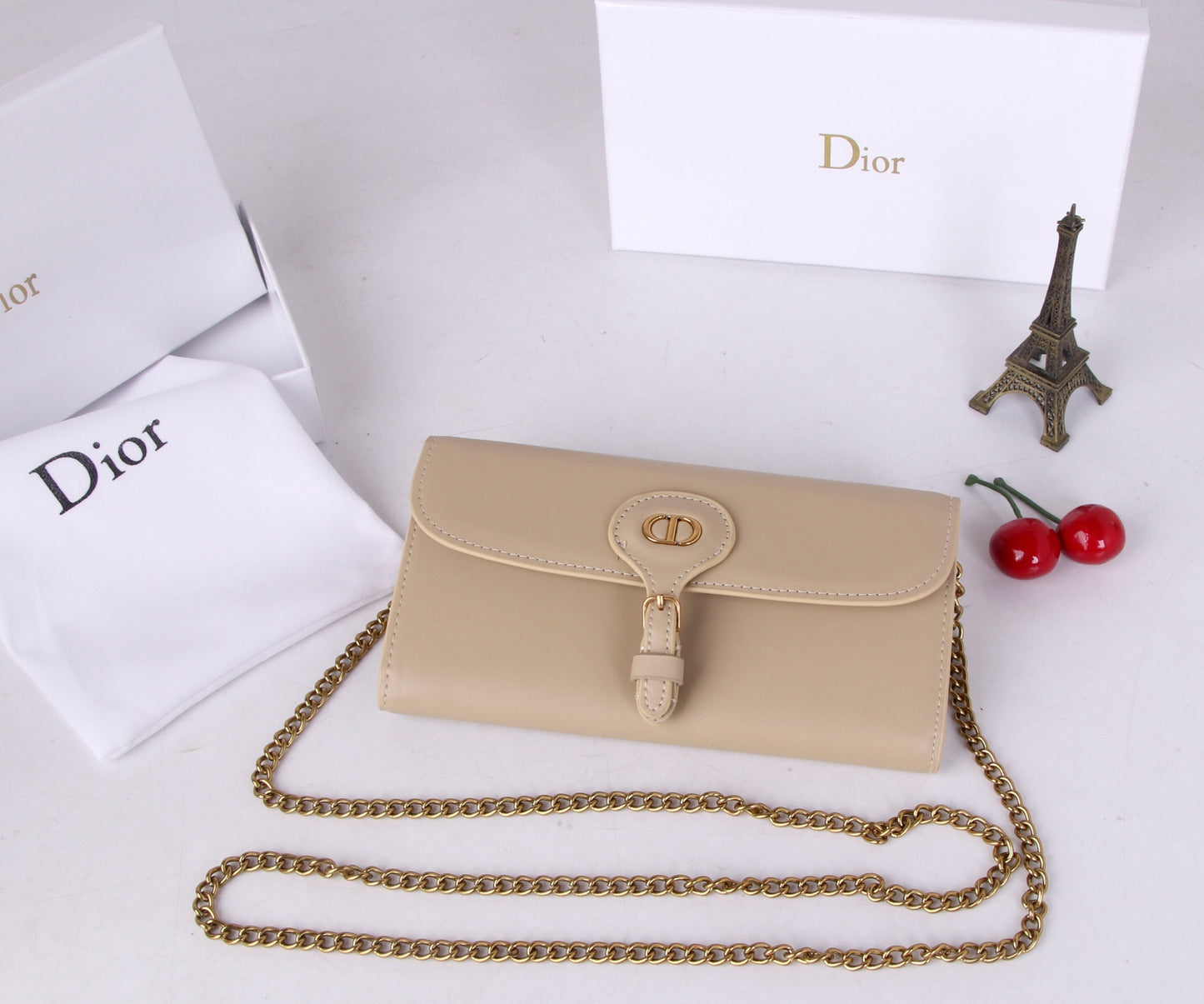 155ND53BDE Stylish leather bag