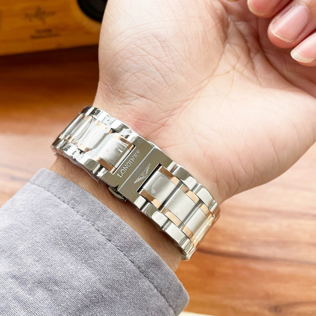 255RA15LDE Stylish Watches