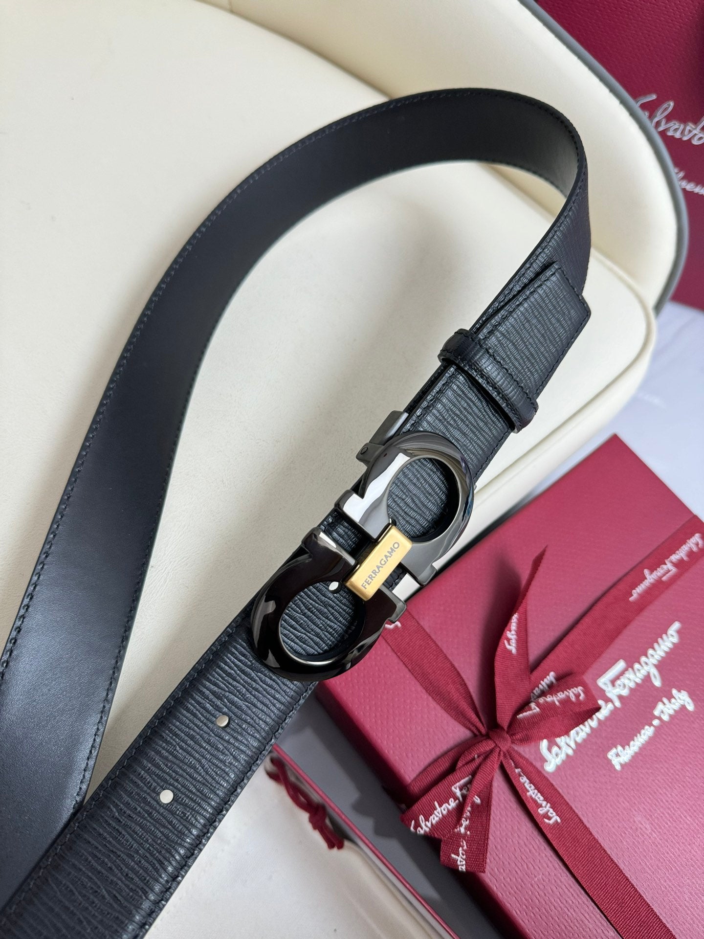 1WA171PDE Stylish  High quality belt With full package