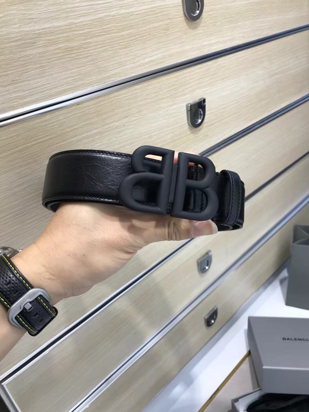 255RJ6PDE Stylish  High quality belt With full package