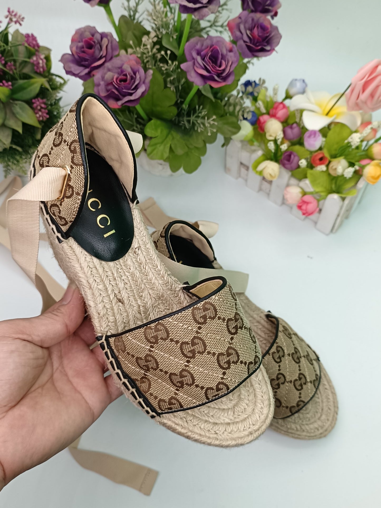 2YB40ZDE Stylish leather High heels