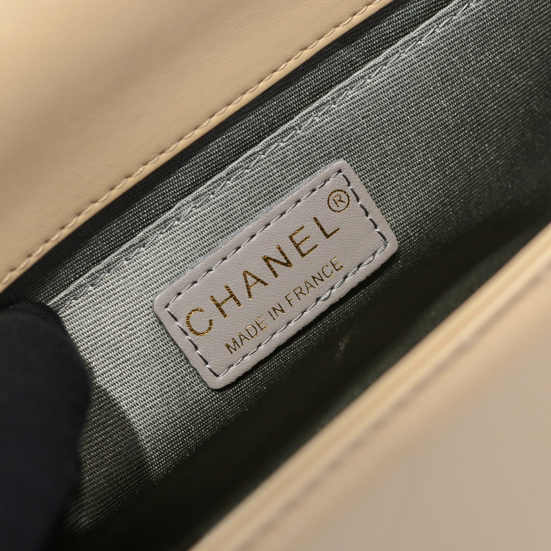 1XC413BDE Stylish leather bag