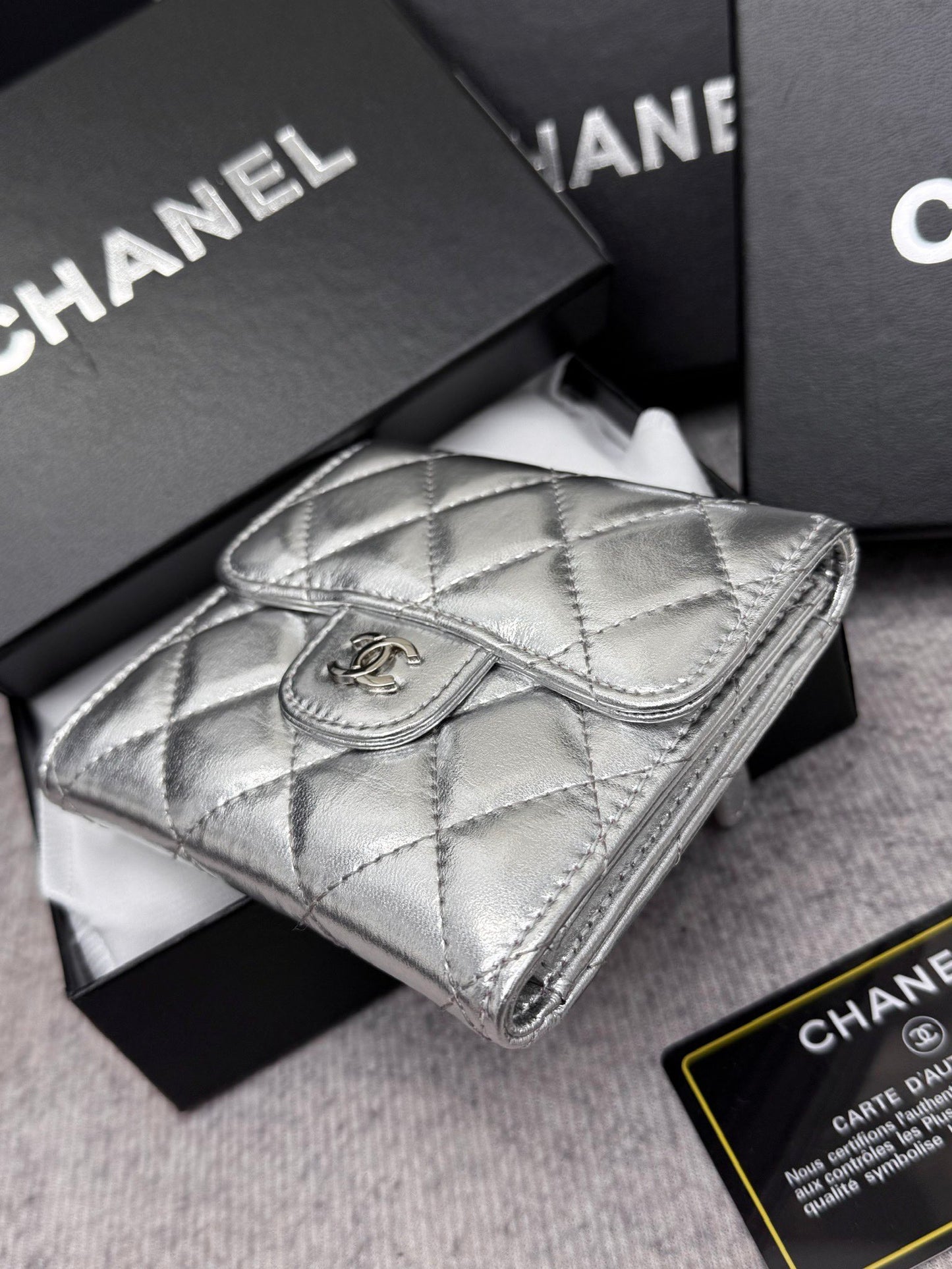 15RC98BDE Stylish leather bag