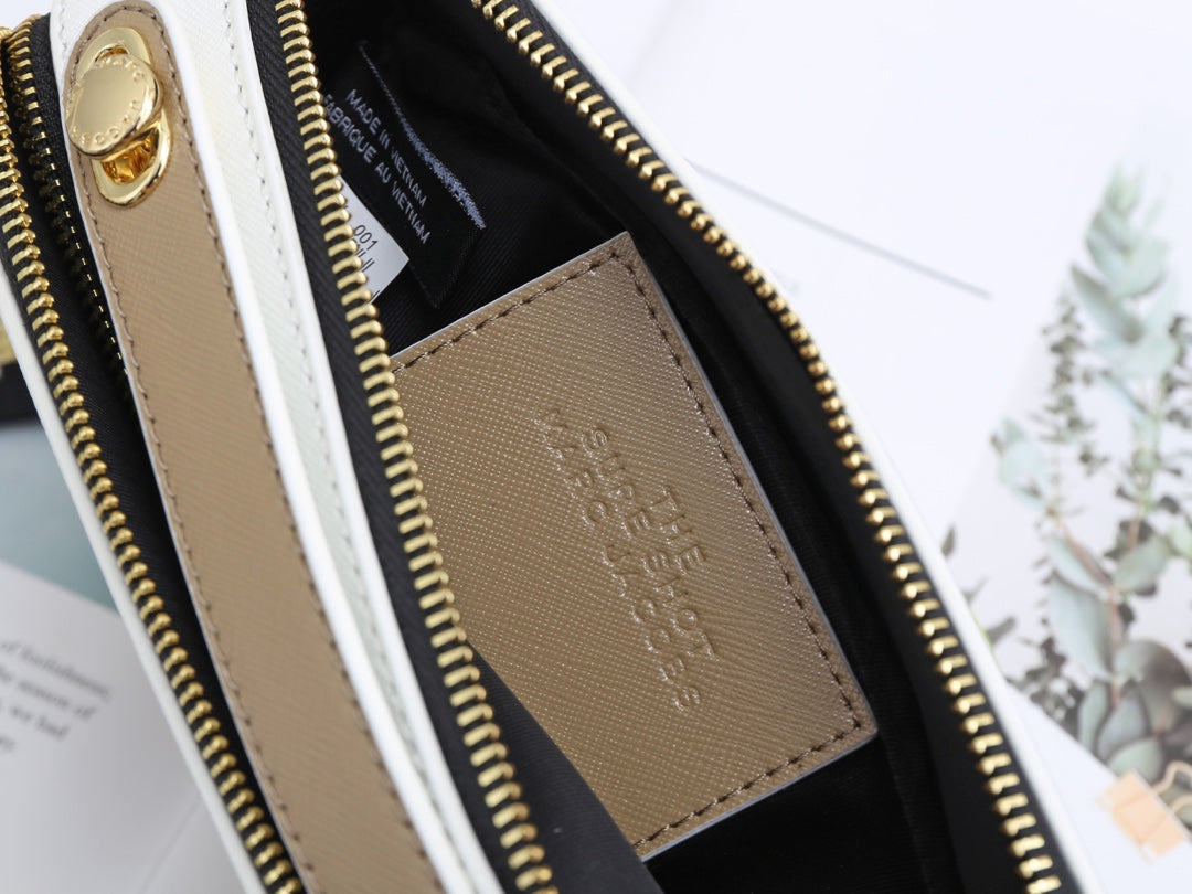 1XA31BDE Stylish leather bag 