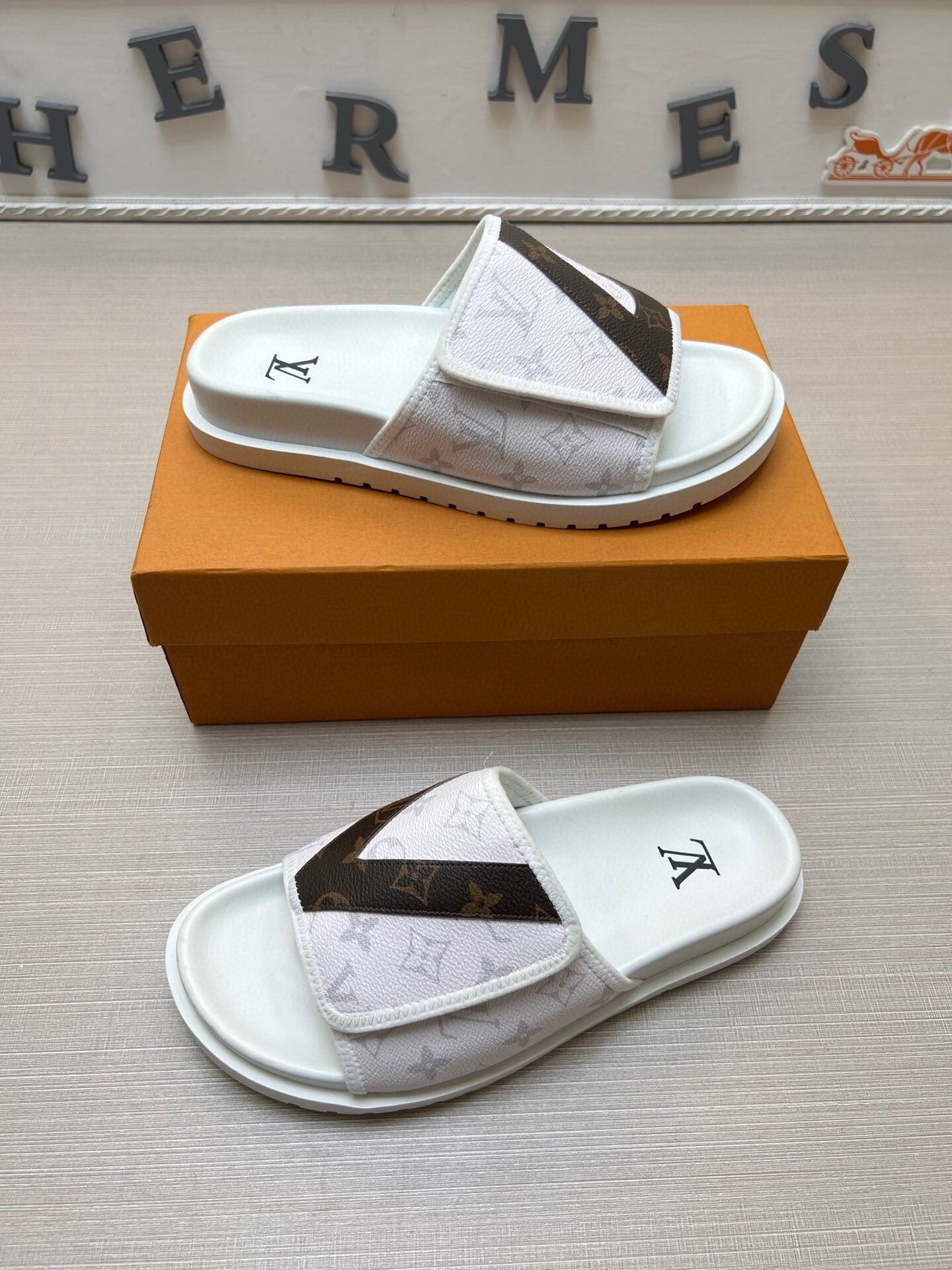 5WE251ZDE Stylish Slippers