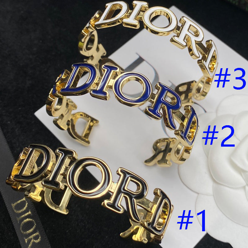 1D206KDE Stylish Bracelets