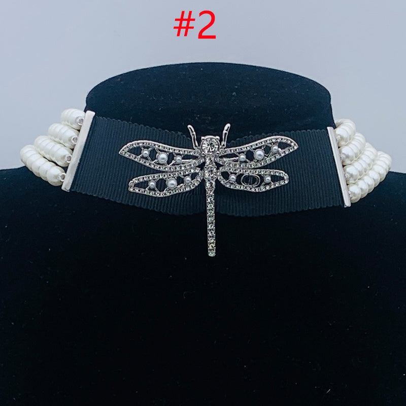 84D95XDE Stylish Necklaces