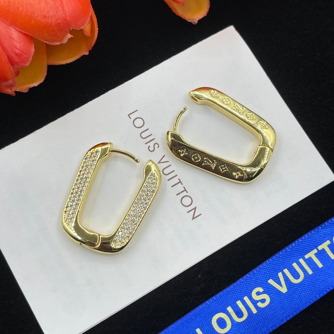 1XE611EDE Stylish Earrings