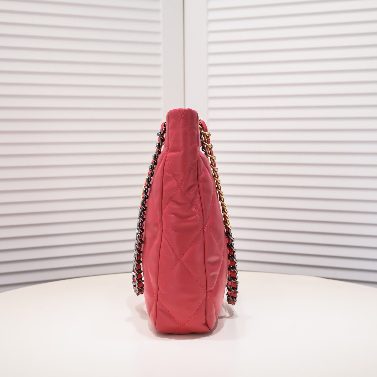 1XC42BDE Stylish leather bag 