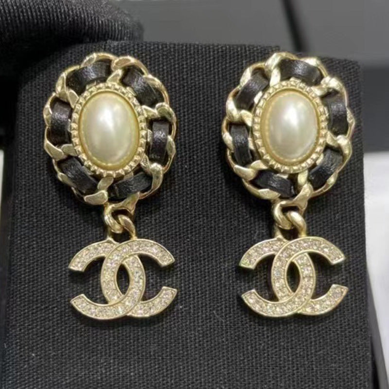 1YC155EDE Stylish Earrings