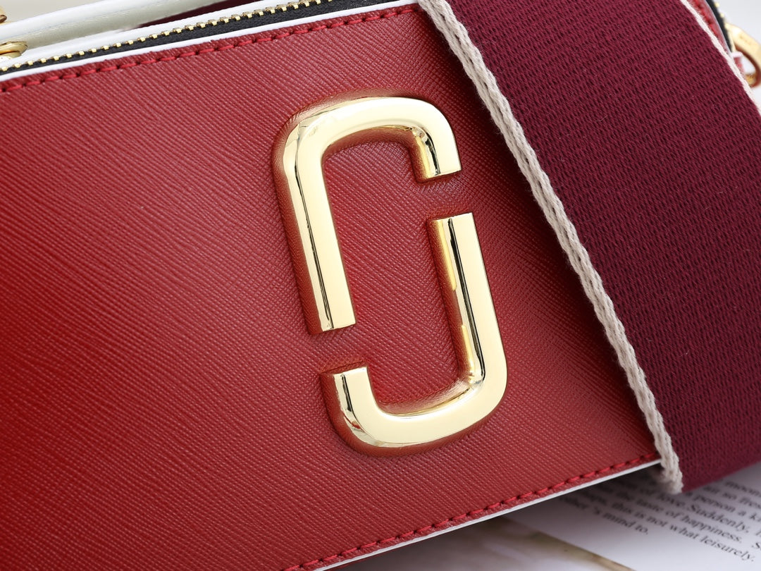 1XA31BDE Stylish leather bag 