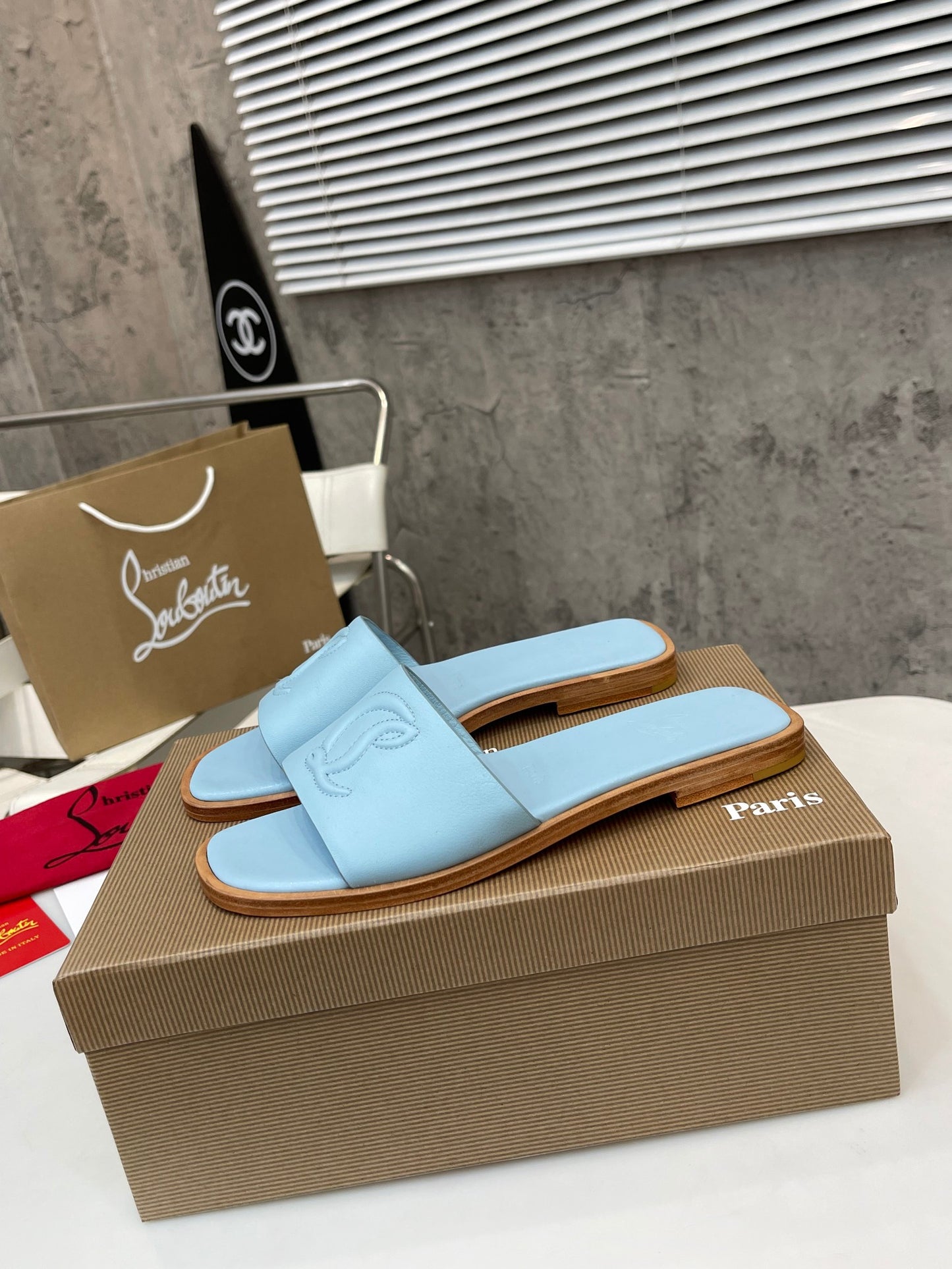 JXA29ZDE Stylish leather Slippers