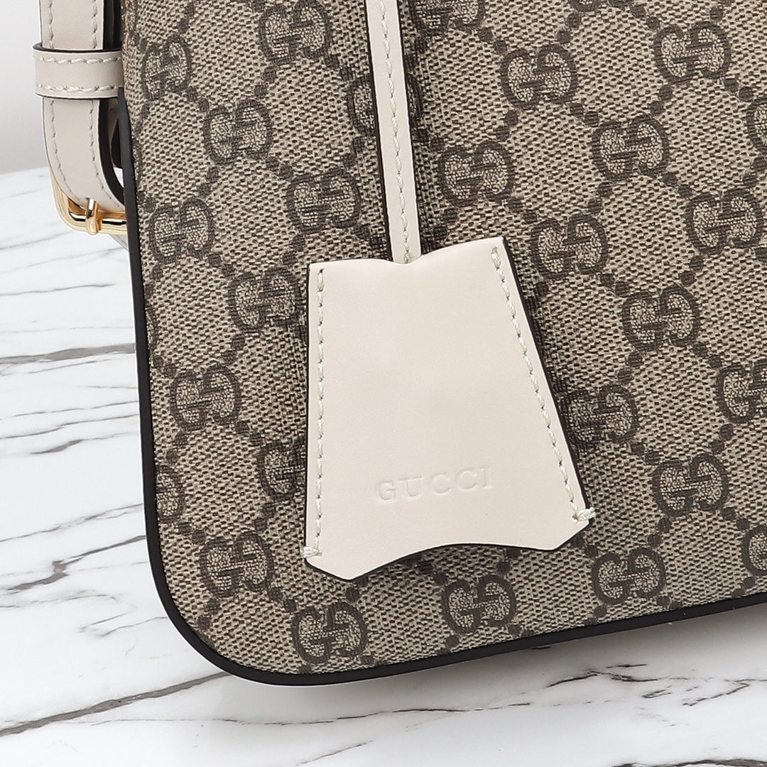 165NB106BDE Stylish leather bag