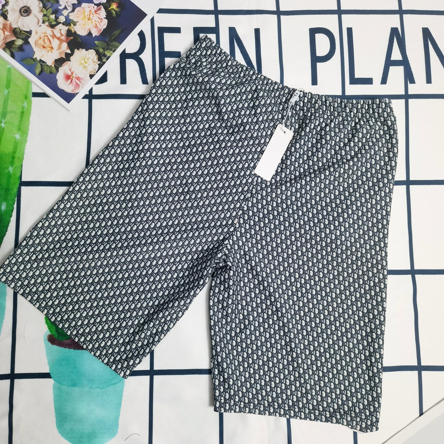 14D12YDE Stylish  Men's trunks