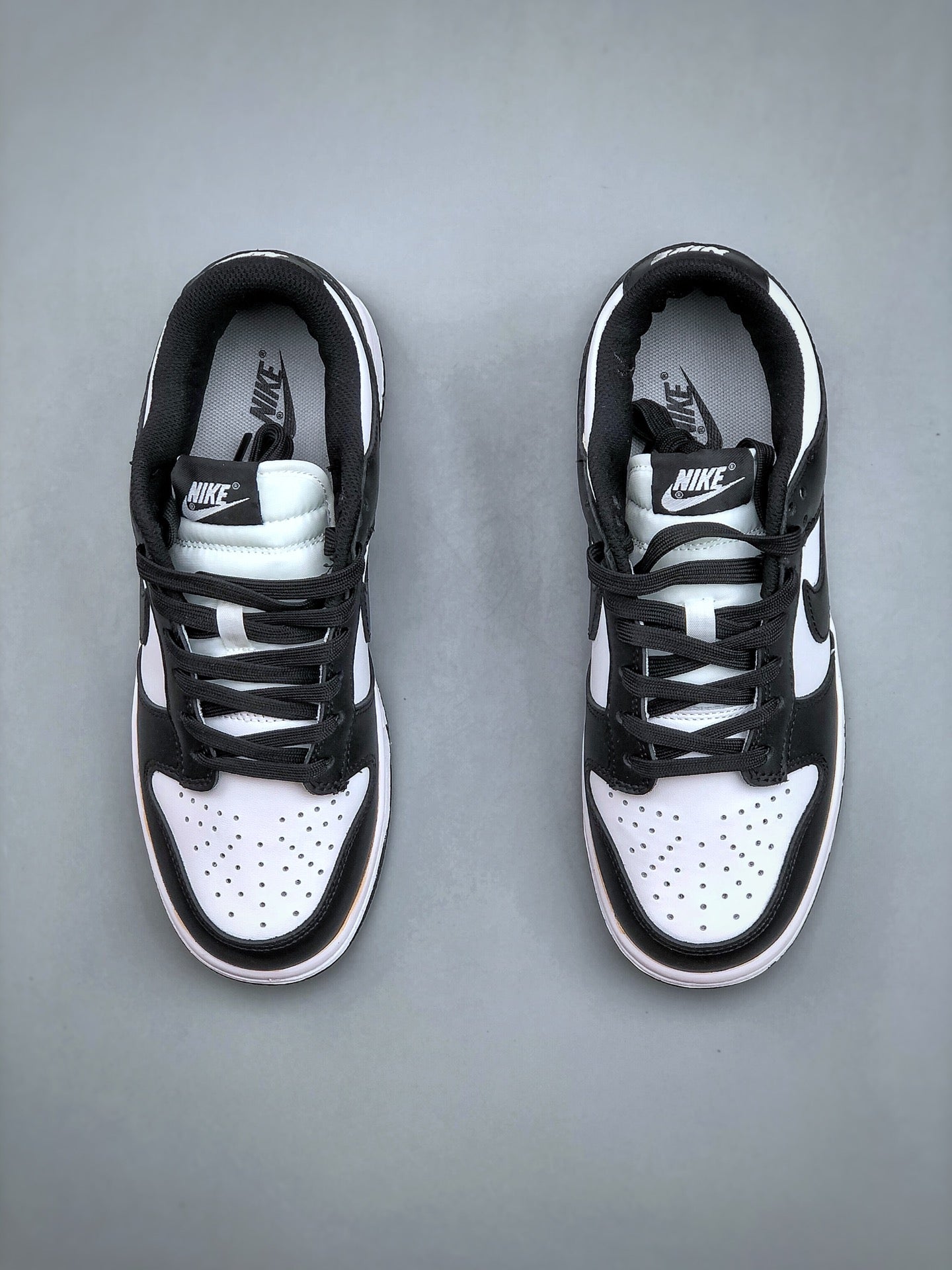 4YN11ZDE Stylish Sneakers (No Box, August-October Big Sale)
