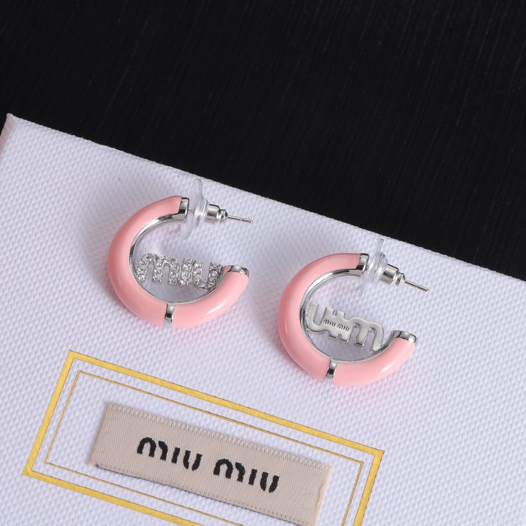 14A525EDE Stylish Earrings