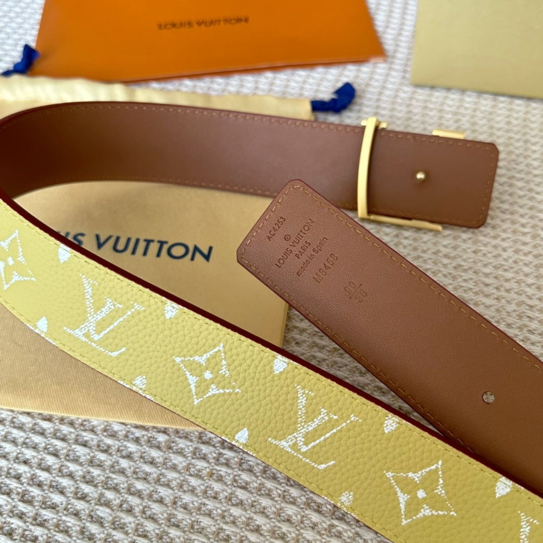 14E131PDE Stylish  High quality belt With full package