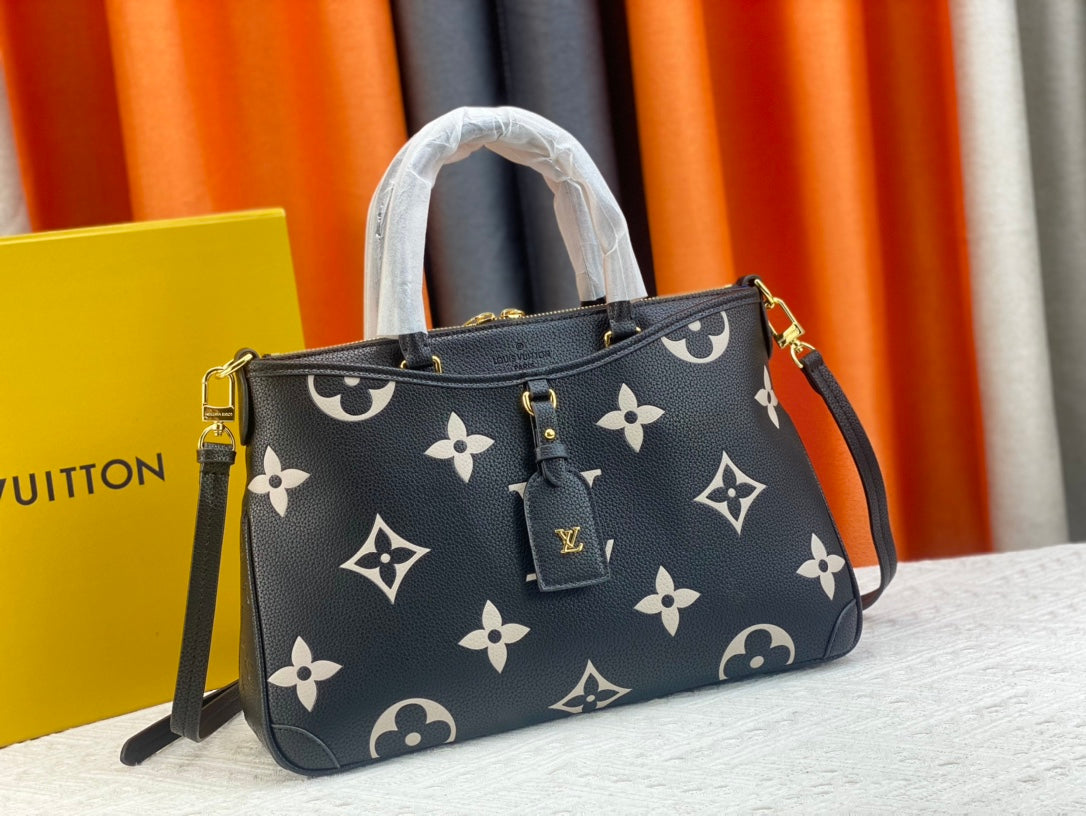 2XE174BDE Stylish leather bag 