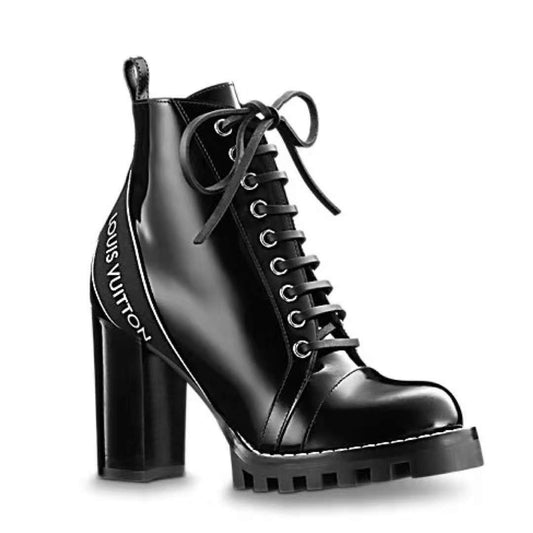 2E02ZDE Stylish Boots
