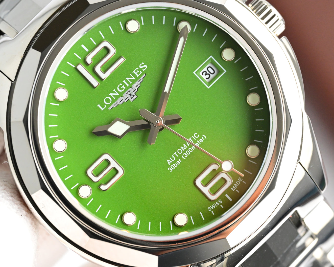 255RA38LDE Stylish Watches