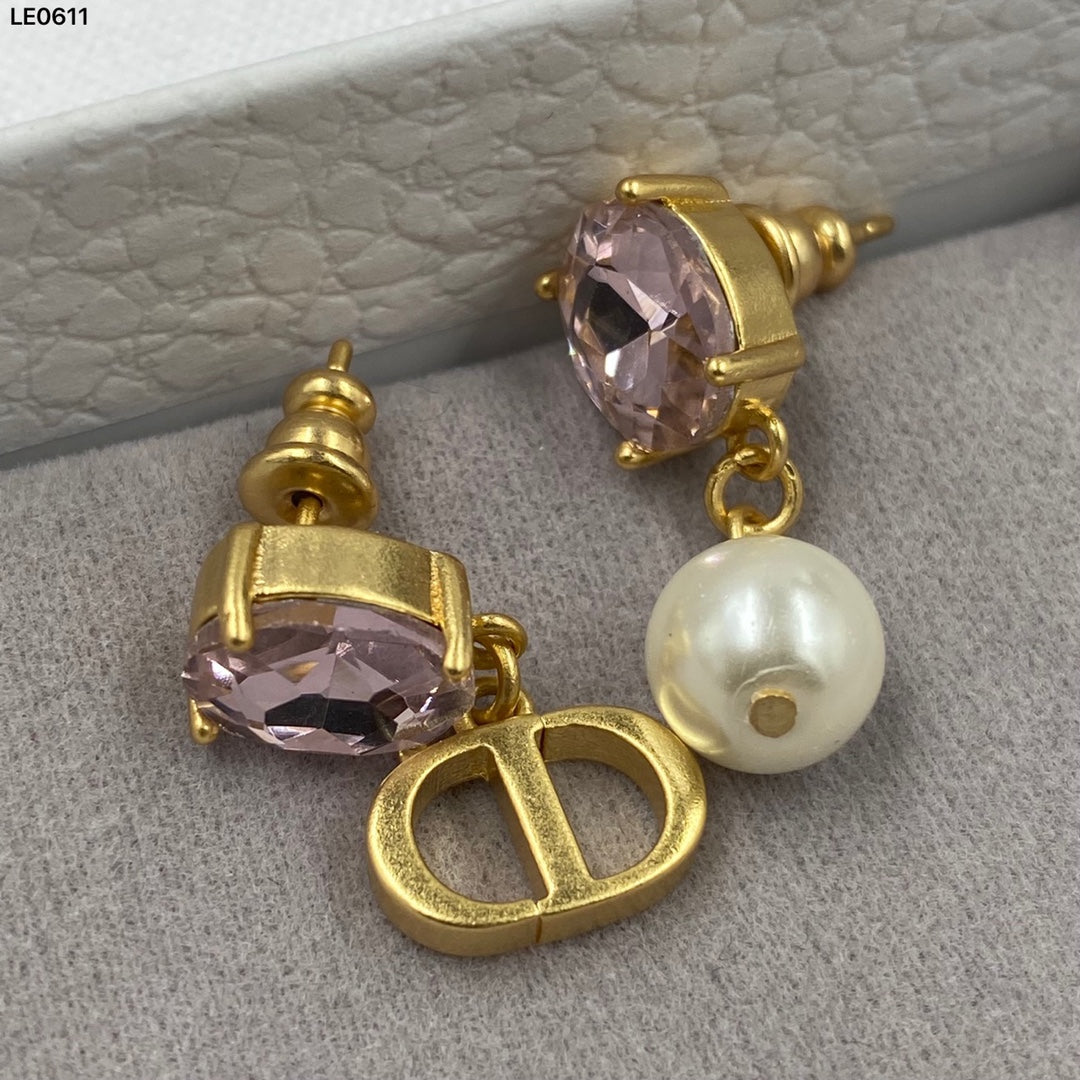 1YD113EDE Stylish Earrings