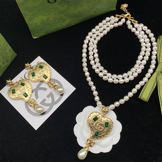 14B823KDE Stylish   Necklaces Earrings