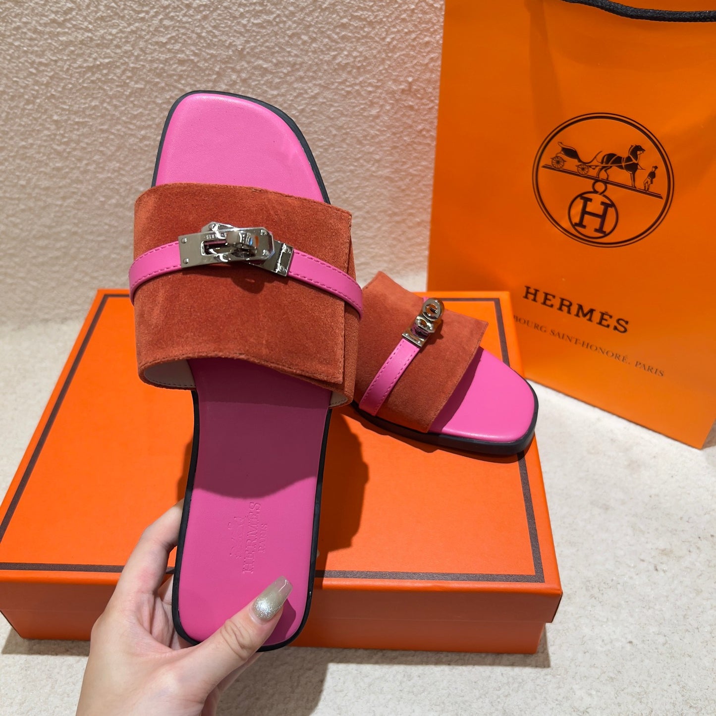 14H201ZDE Stylish Slippers