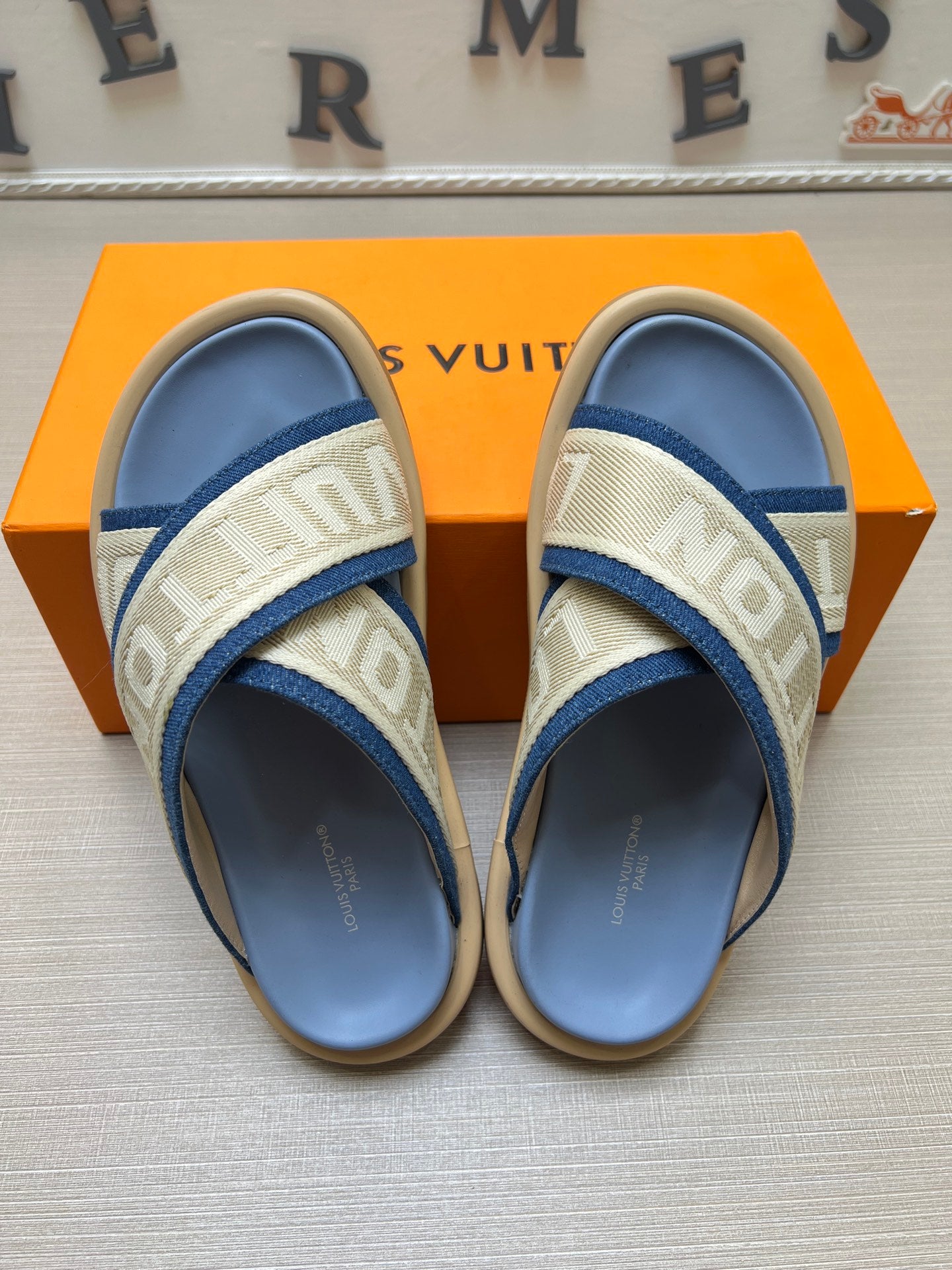 535ZE272ZDE Stylish Slippers