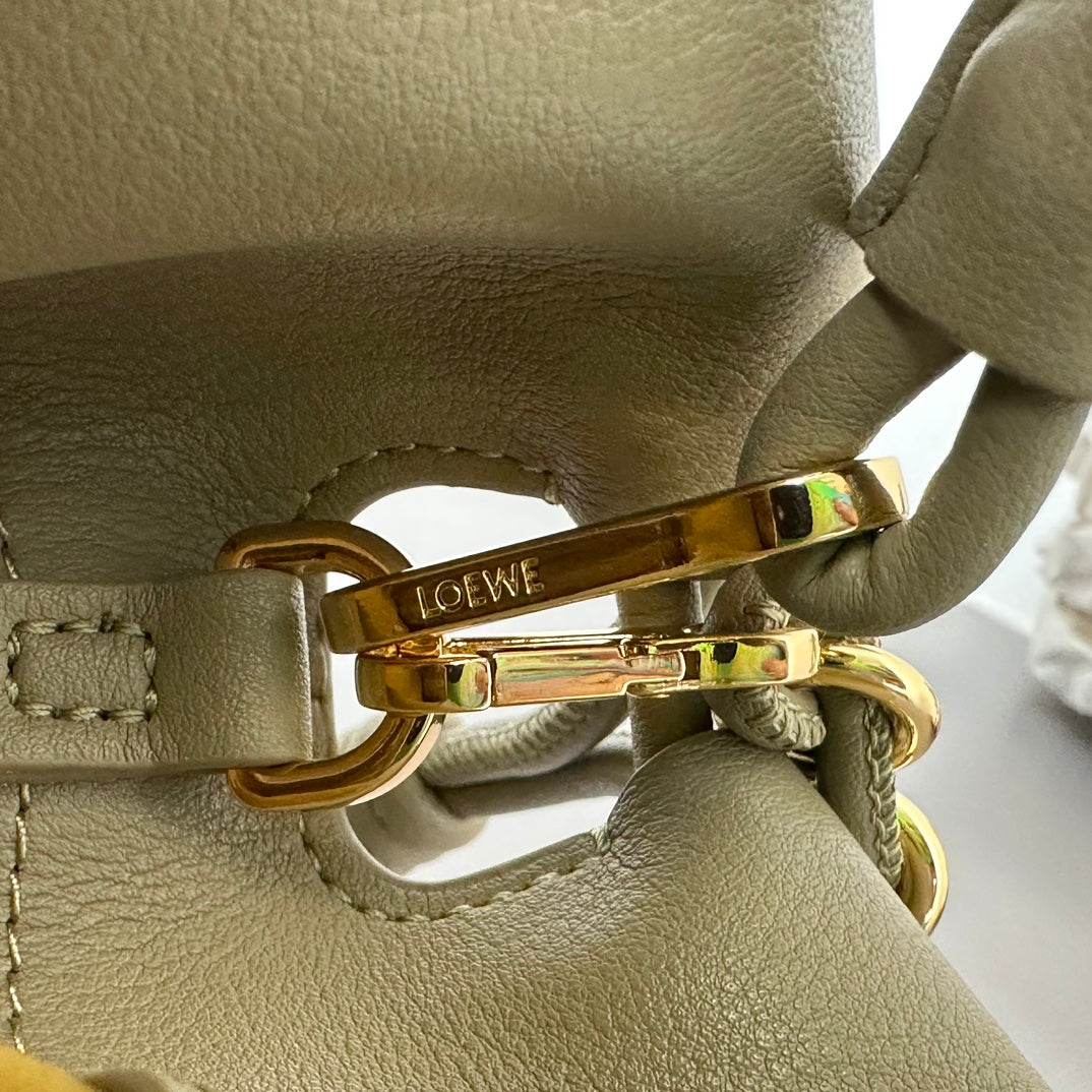 1XA64BDE Stylish leather bag