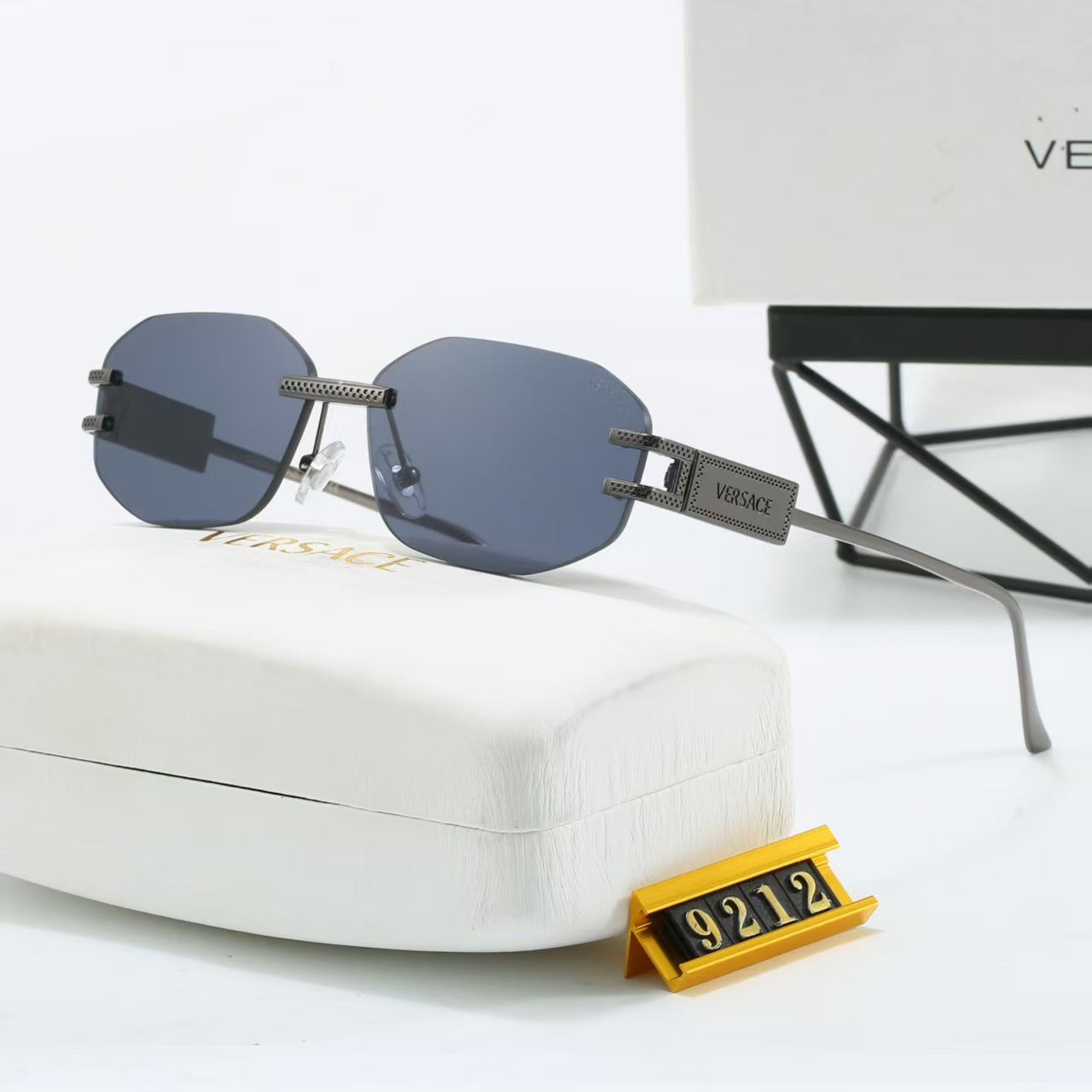 385RV56TDE Stylish  Sunglasses