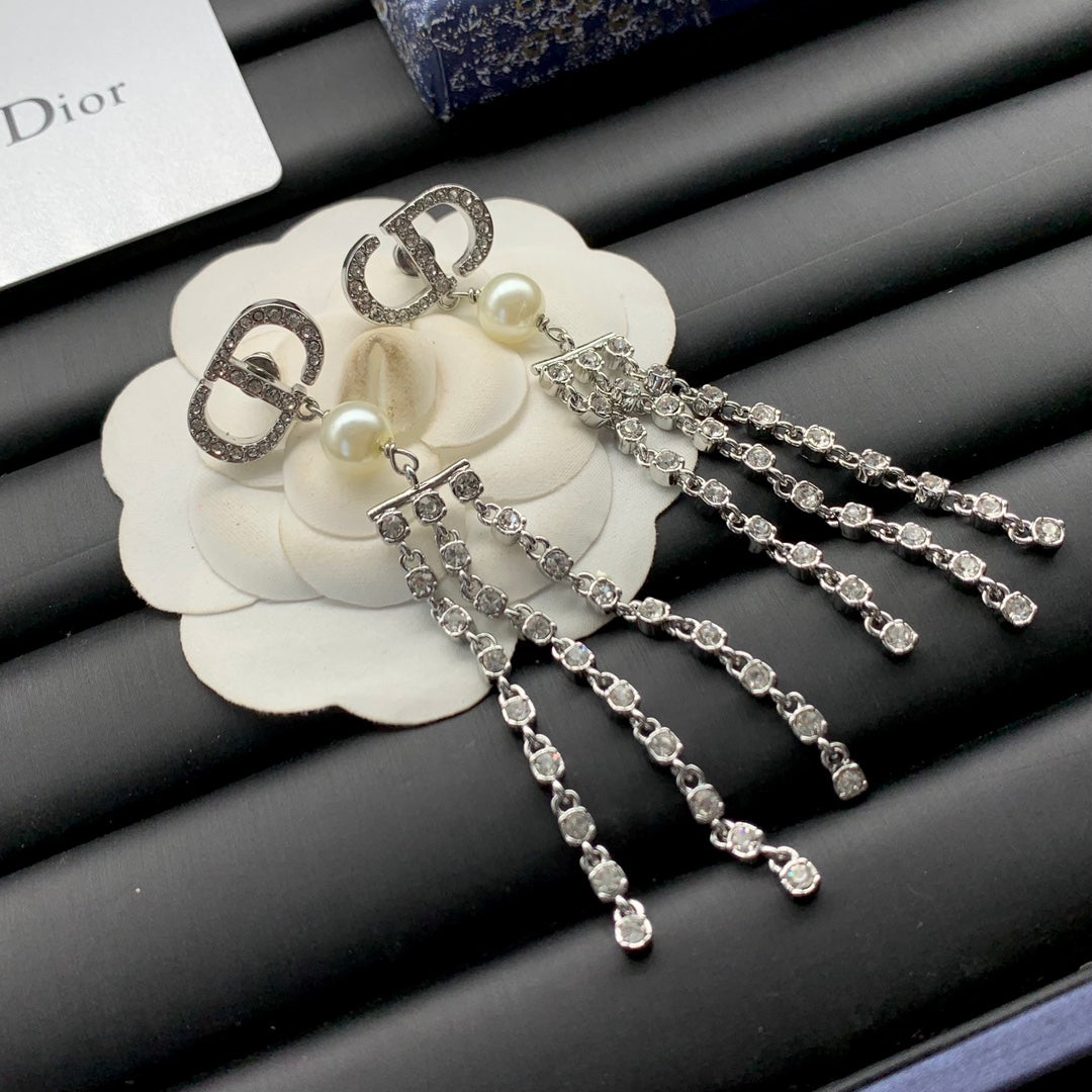 1ND202EDE Stylish Earrings