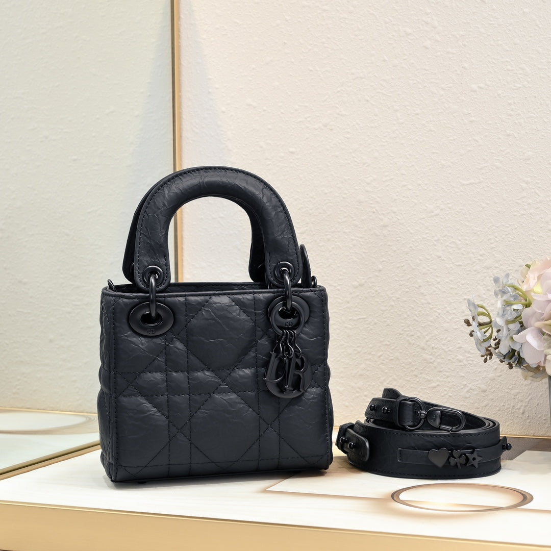 1XD438BDE Stylish leather bag