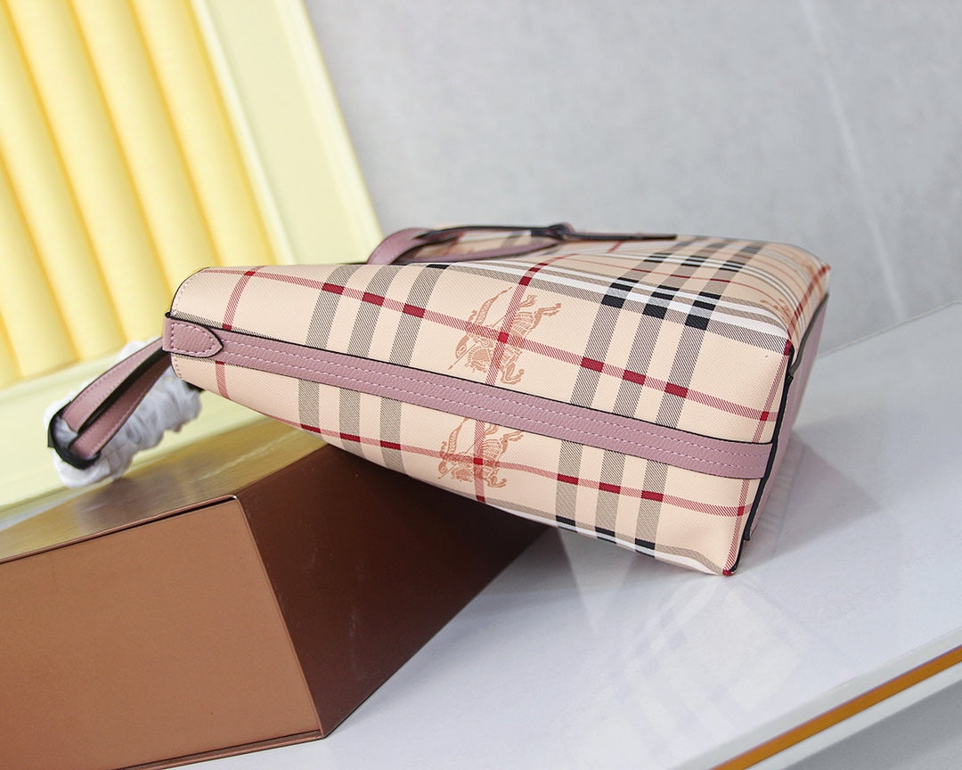 2XR267BDE Stylish leather bag 