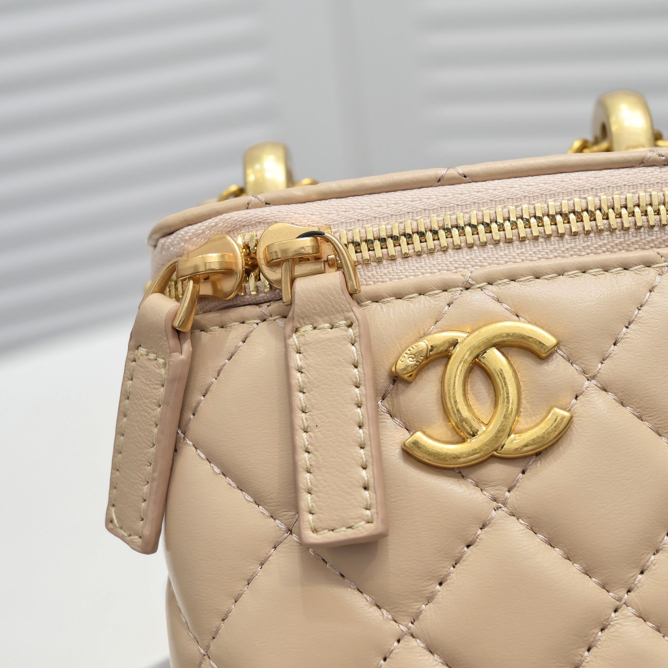 1XC45BDE Stylish leather bag 