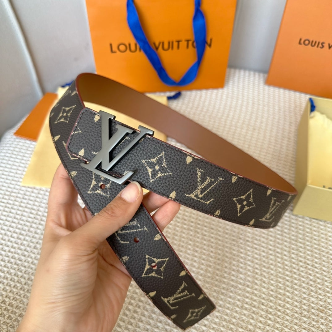 14E131PDE Stylish  High quality belt With full package