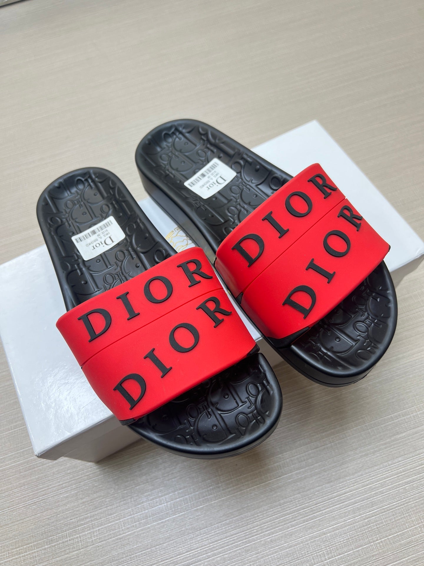 535ZD276ZDE Stylish Slippers