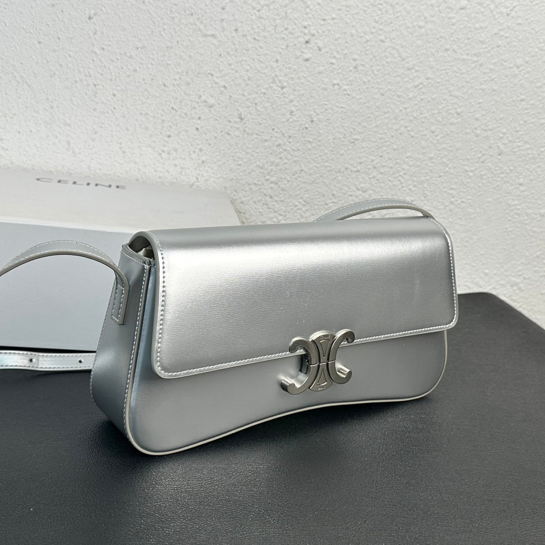 1XE271BDE Stylish leather bag 