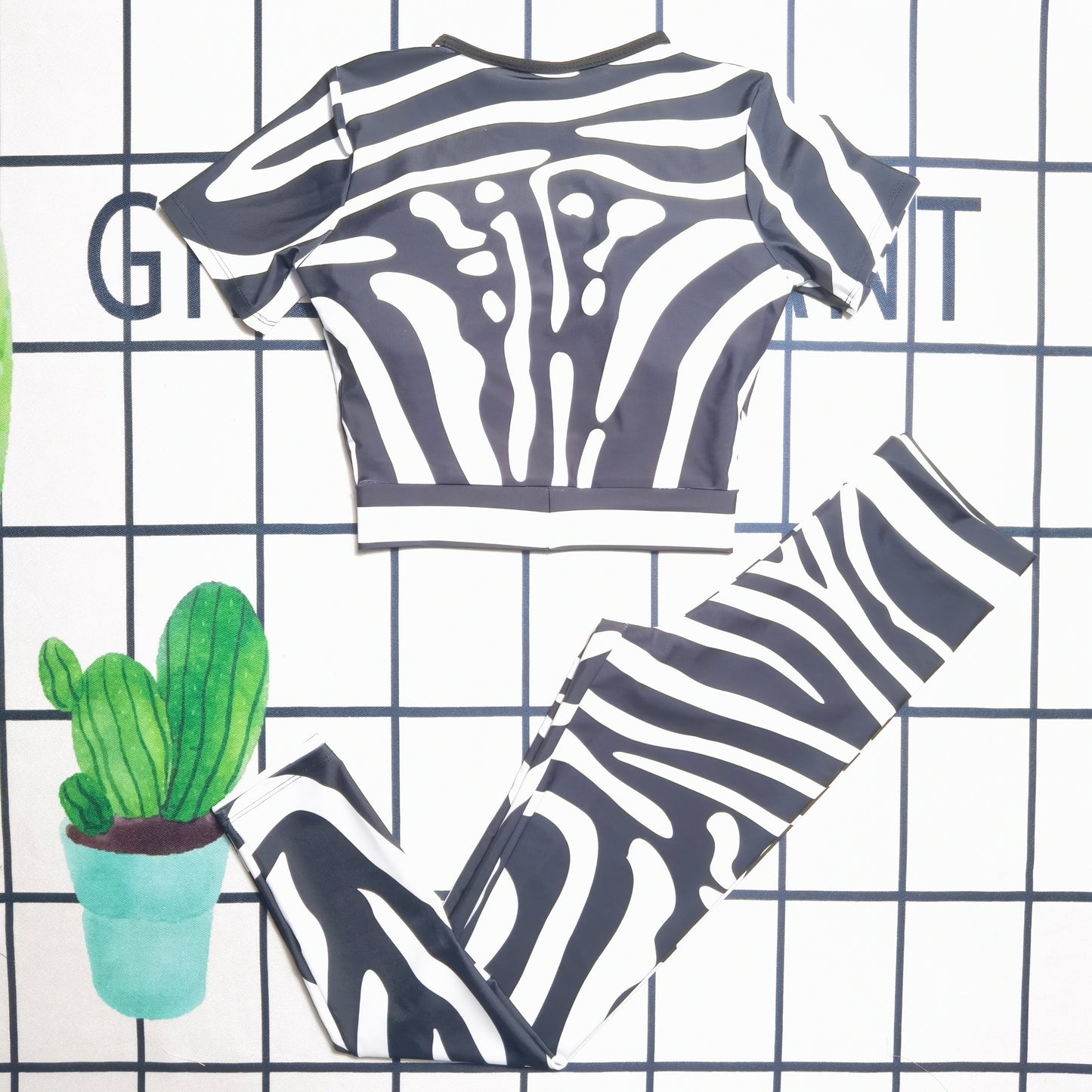 14A151YDE Stylish Long sleeve swimsuit