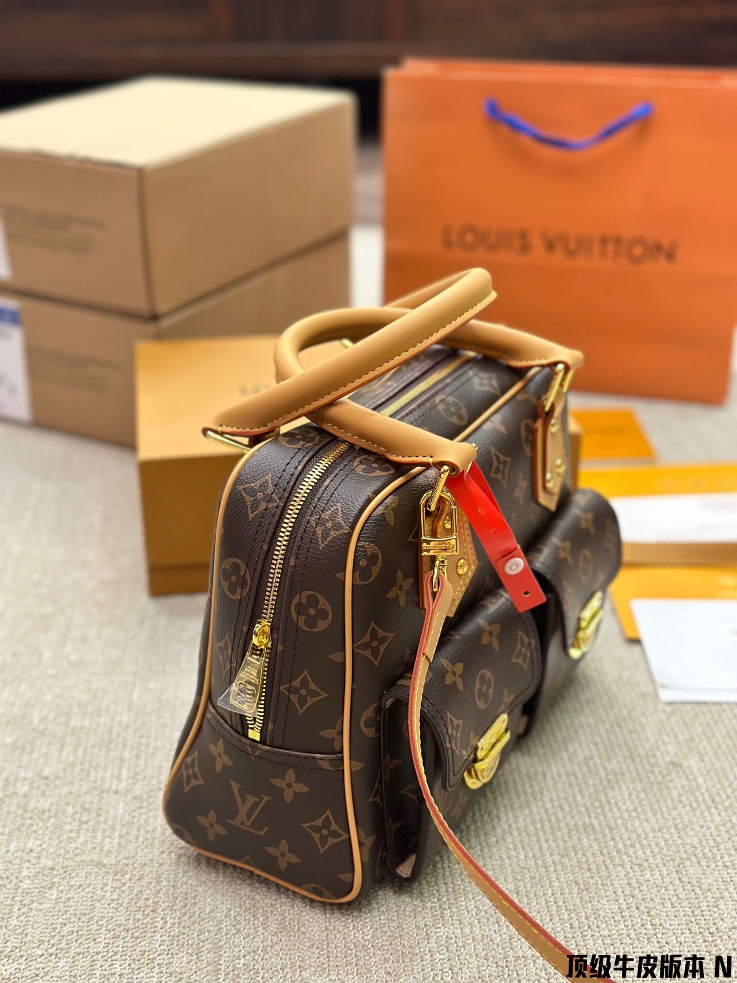 6XE253BDE Stylish leather bag 