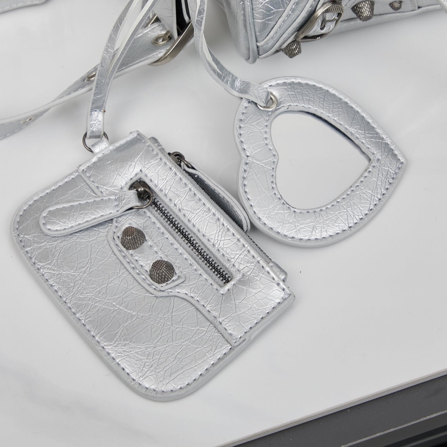 2WJ21BDE Stylish leather bag