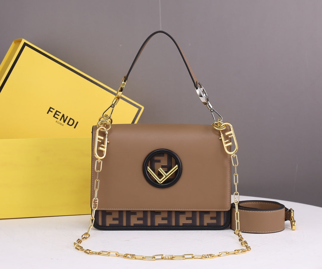 1XF91BDE Stylish leather bag 