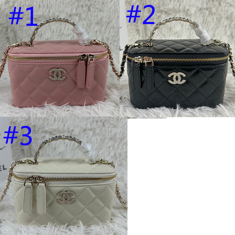 1XC377BDE Stylish leather bag 