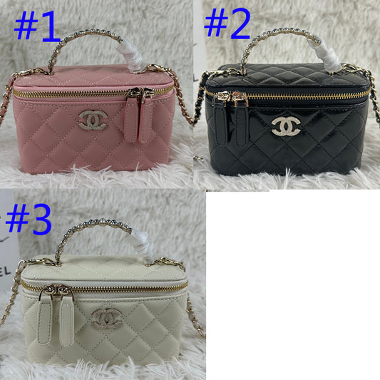 1XC377BDE Stylish leather bag 