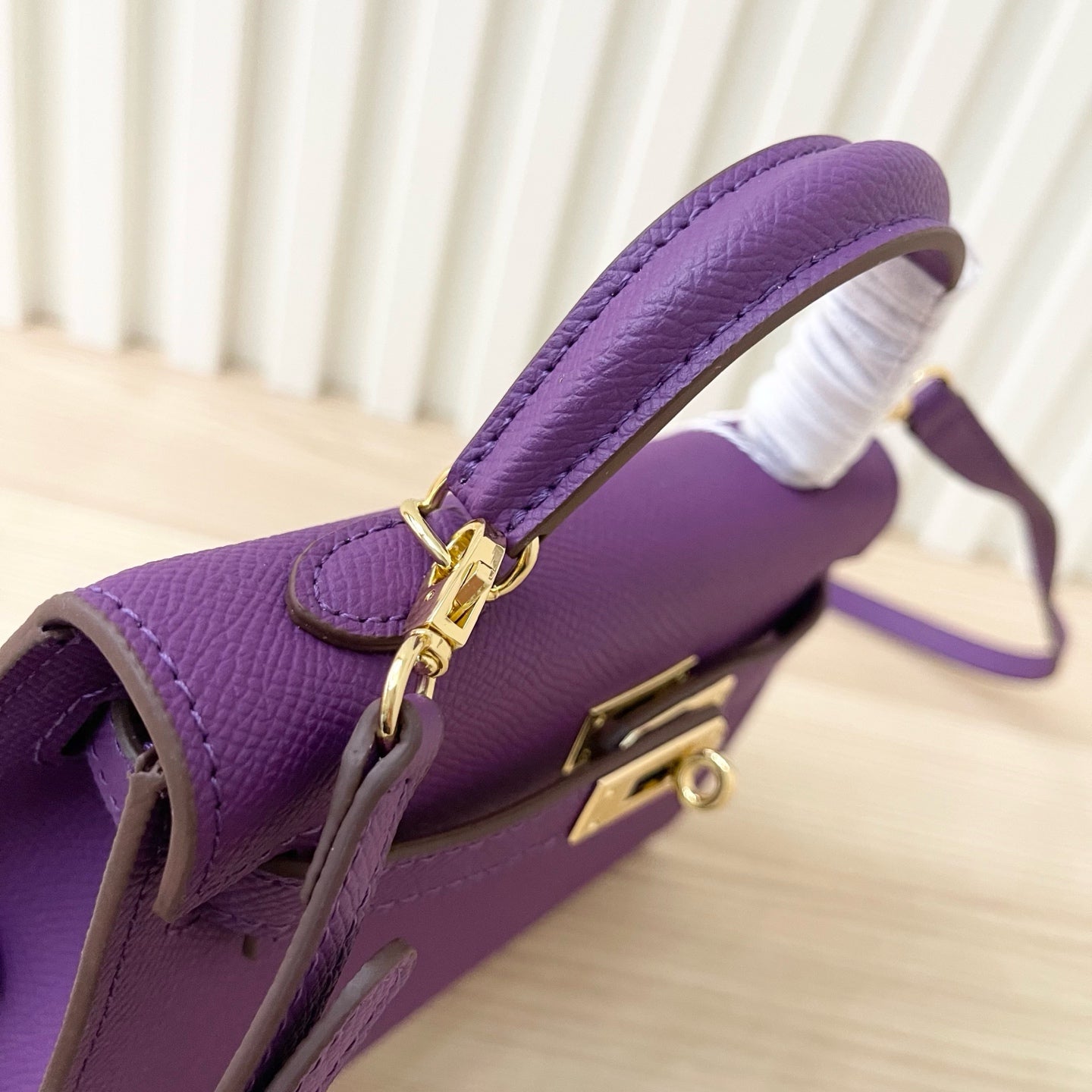 2WH26BDE Stylish leather bag