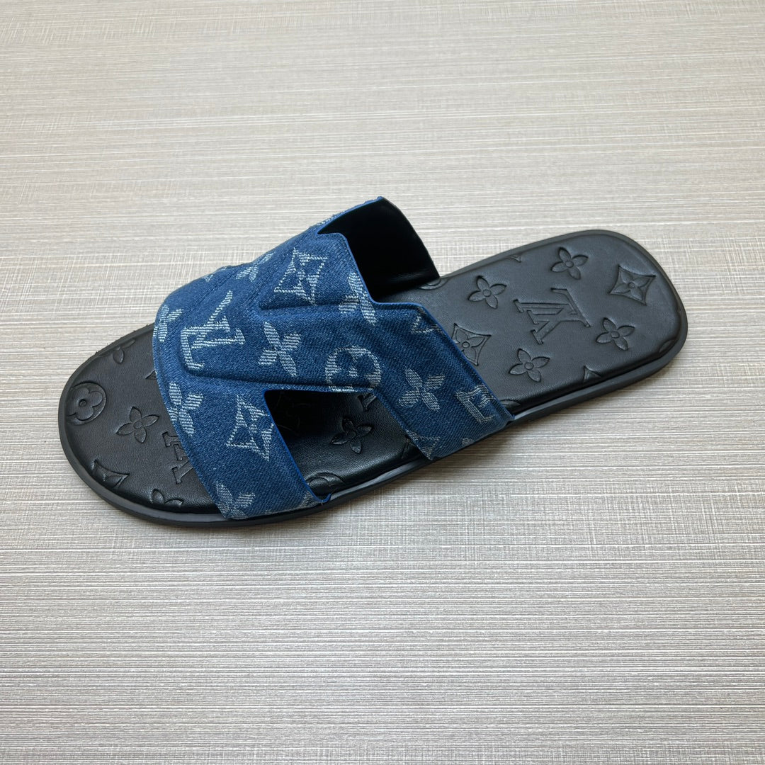 54E28ZDE Stylish slippers