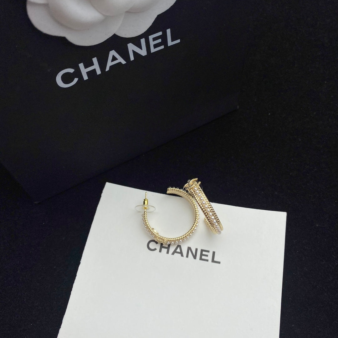 1YC146EDE Stylish Earrings