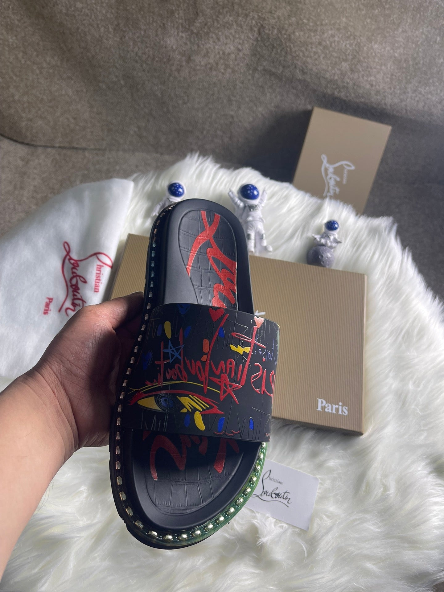 J4A25ZDE Stylish Slippers